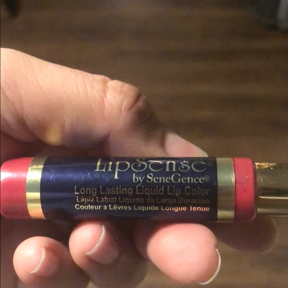 Lipsense - Picture 2 of 3